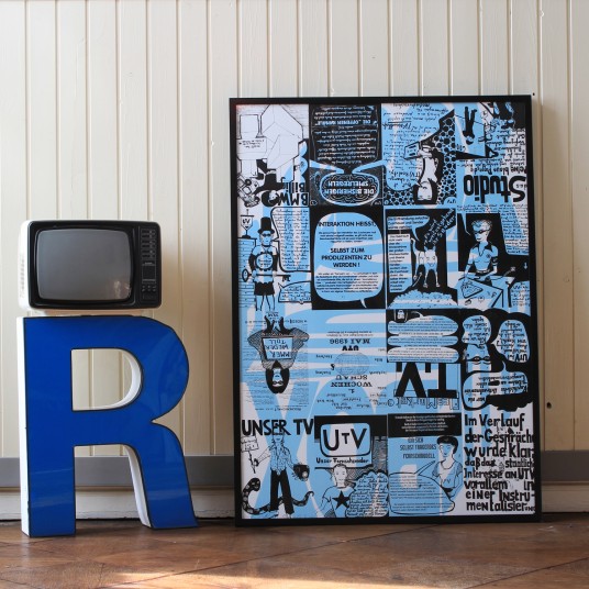 Eine Seite der beidseitig bedruckten Arbeit / "R"@www.kartique.de