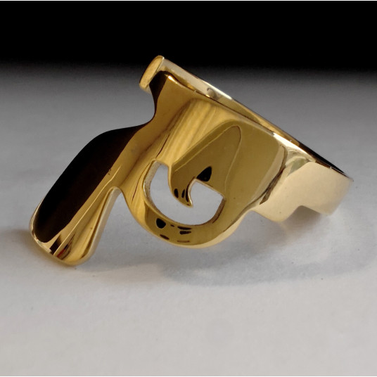 SIGNET RING FOR WOMEN IN ART 