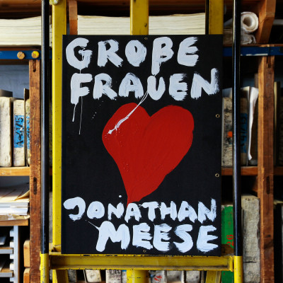 Die von Hand individuell bemalte Mappe, die ebenfalls gerahmt werden kann