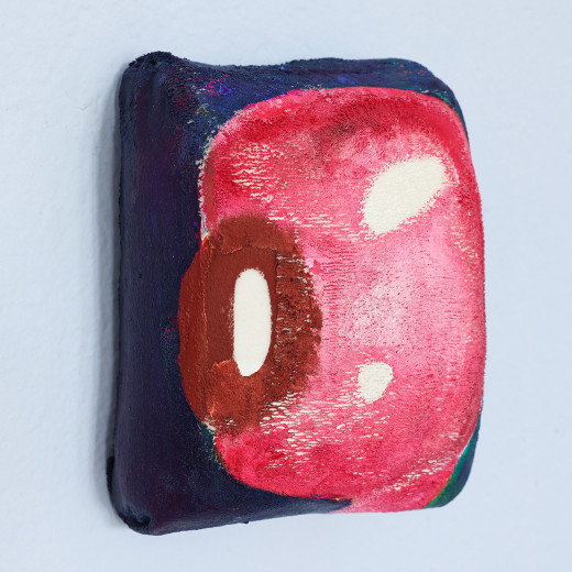 Louisa Pieper, Hearing Aid Lookalike